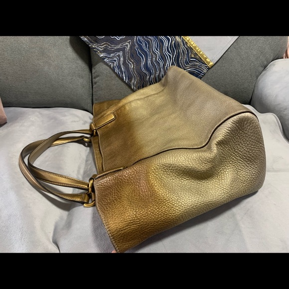 Gucci Handbags - Gucci Tote bag